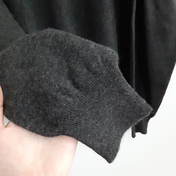 RoundTree & Yorke Platinum Label Angora Cashmere V Neck Sweater Mens XXL Gray - Picture 4 of 10